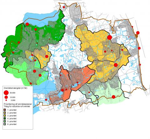 Figuren viser forskellige overløbsmængder - vandmængder pr. år - som afledes fra fælleskloakken til områder i Rudersdal Kommune. Mængderne er opdelt i henholdsvis 30.000, 15.000 og 3.000 m3 pr. år